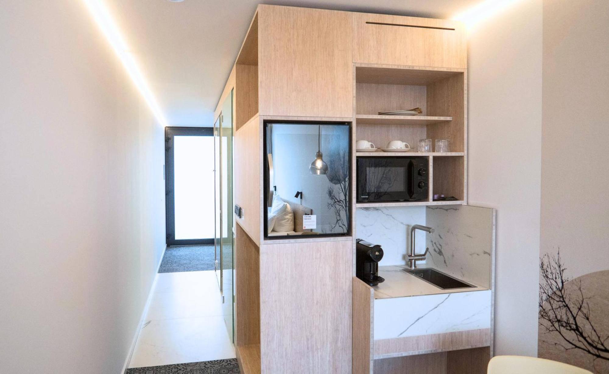 Tin Inn - Heinsberg - Das Hotel Aus Hochwertig Ausgebauten Ueberseecontainern Extérieur photo