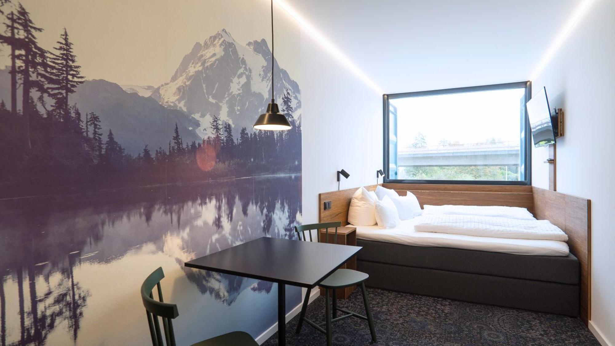 Tin Inn - Heinsberg - Das Hotel Aus Hochwertig Ausgebauten Ueberseecontainern Extérieur photo